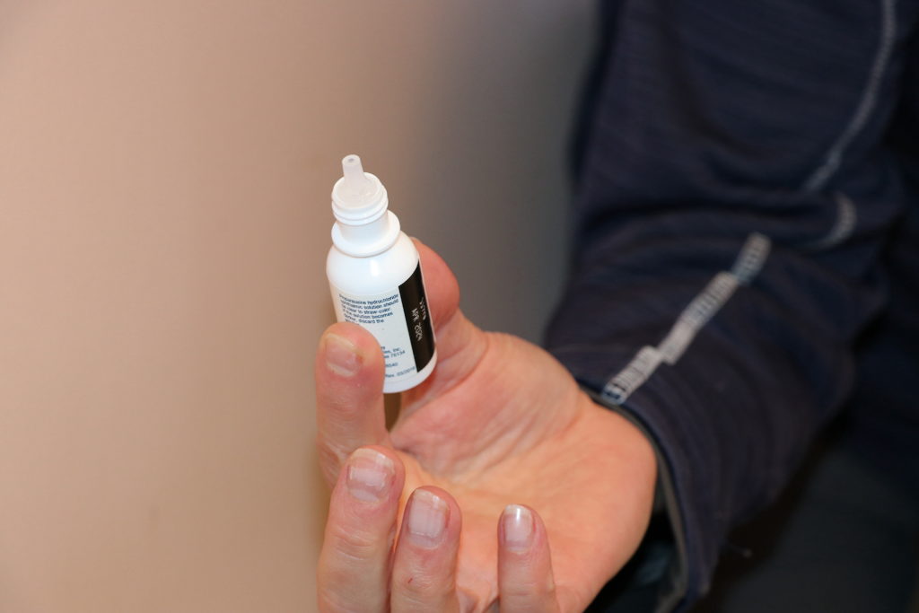 How to administer eye drops to large dog Portland Veterinary